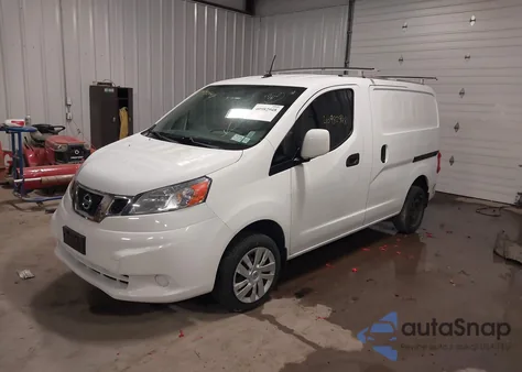 2014 Nissan Nv200 Sv z USA, uszkodzony, nr VIN 3N6CM0KN6EK699951